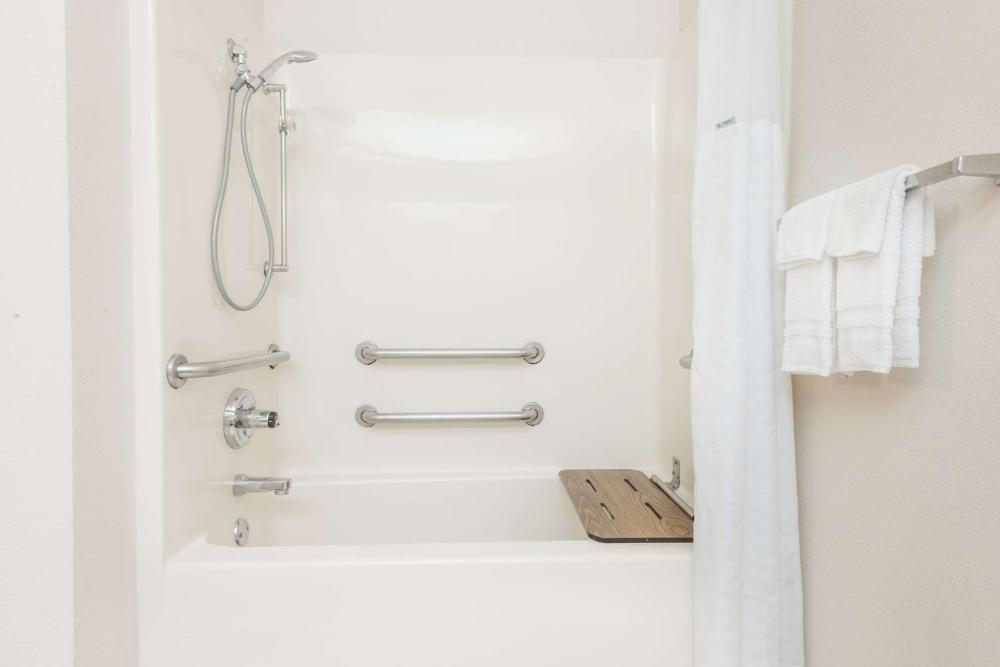 King Room - Disability Access/Non-Smoking interior